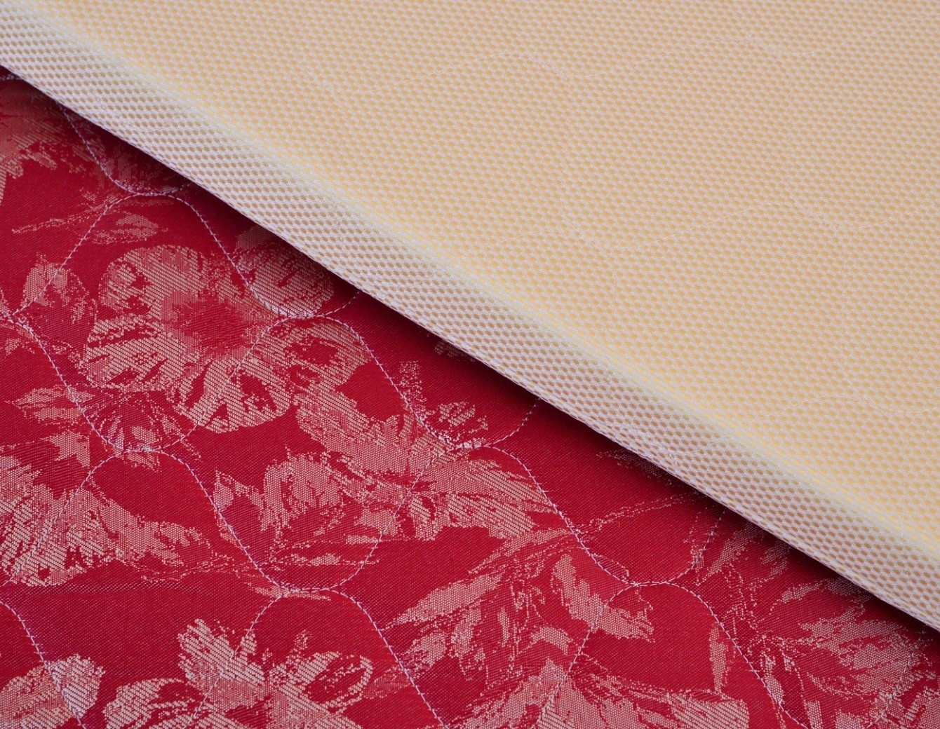 Жорсткі матраци